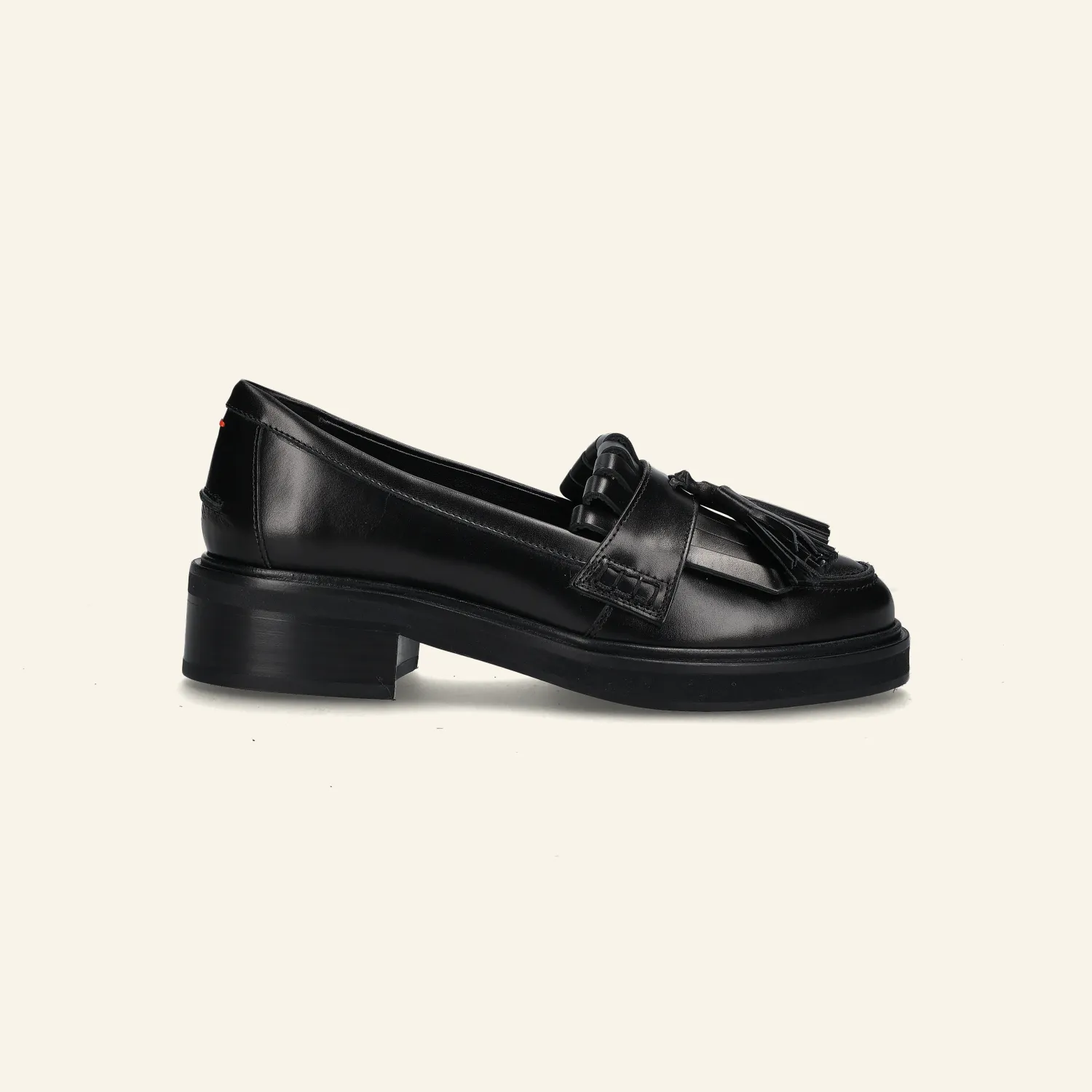 ERYN | Calf Leather Black