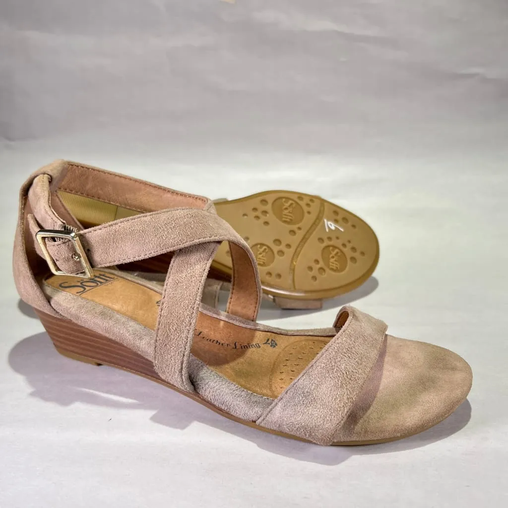 SOFFT Women's "Innis"  Wedge Sandal - size 6M